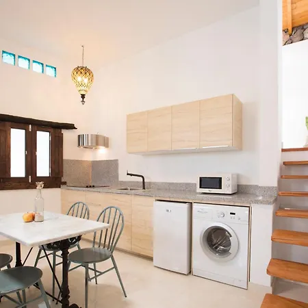 El Charco ホテル 3*