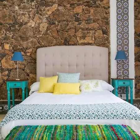 El Charco ホテル 3*