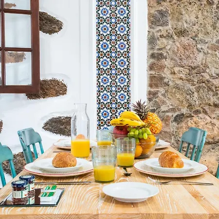 ホテル El Charco アレシフェ